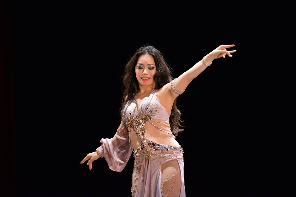ベリーダンス Aida Nour （Aida Style - Designer's Bellydance